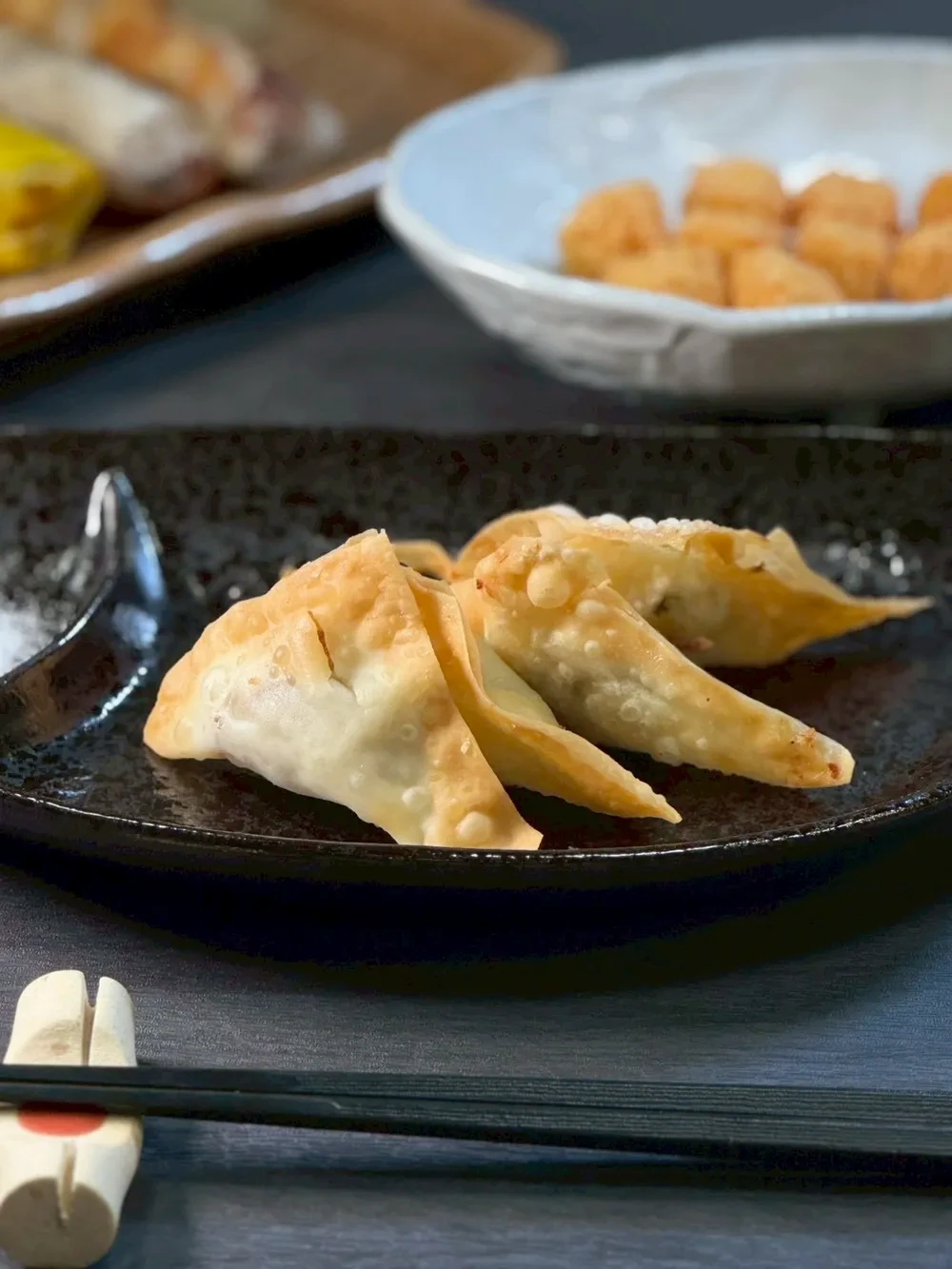 蕗味噌ポテトの揚げ餃子 サモサ風